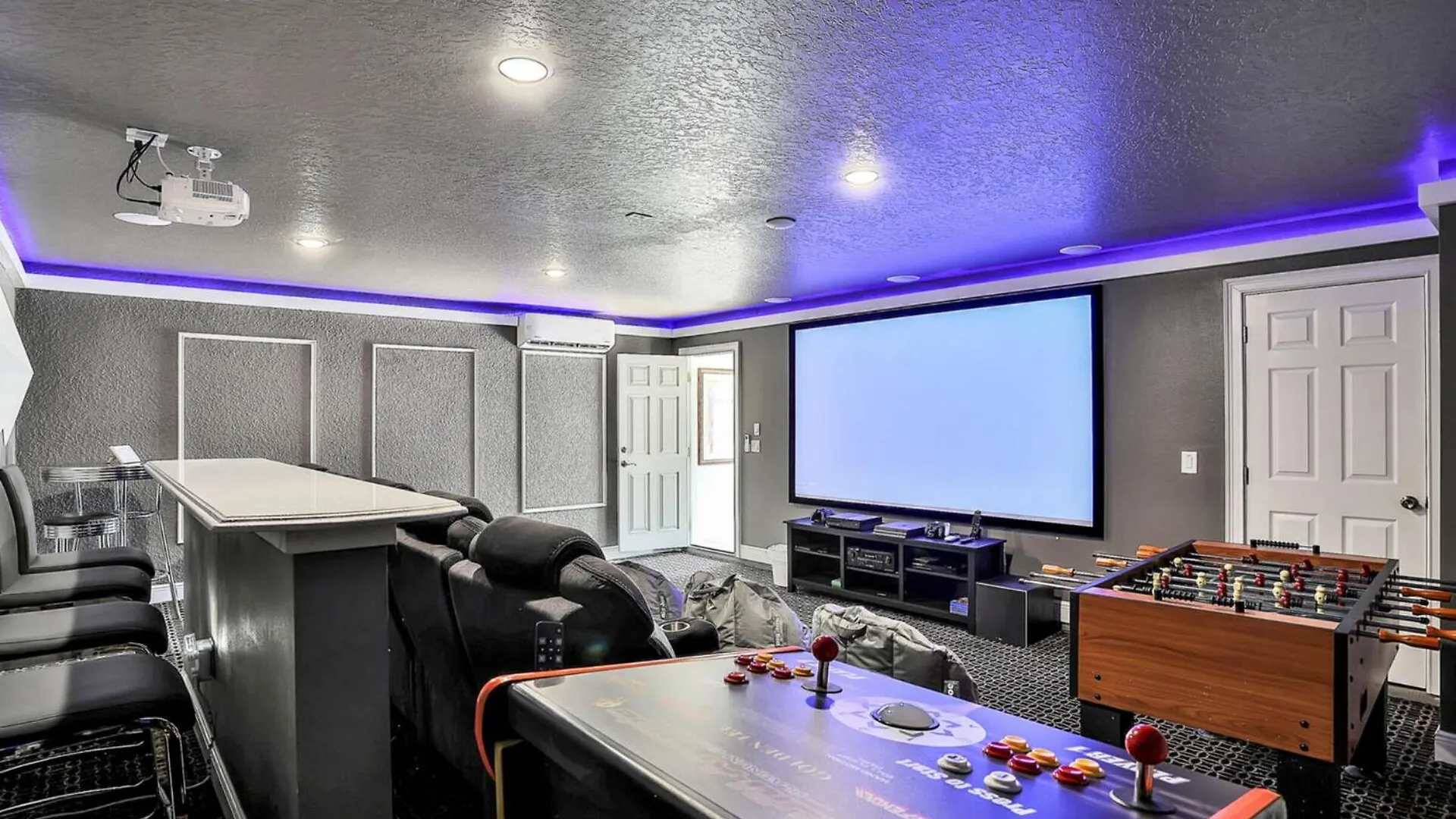 Luxurious 5 Bedroom In Orlando6603 Kissimmee