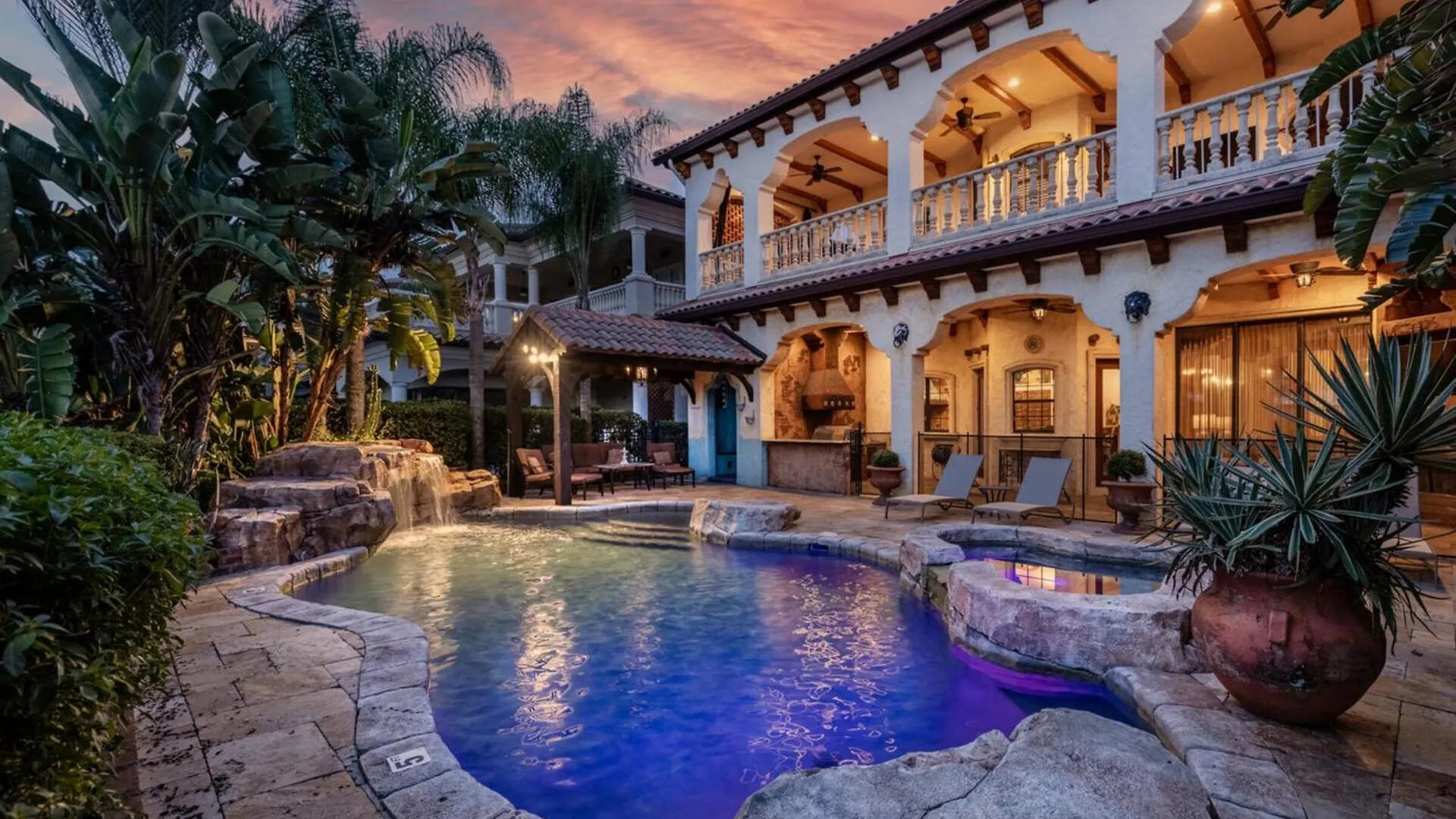 Orlando Dream: 5 Bedroom Villa6588