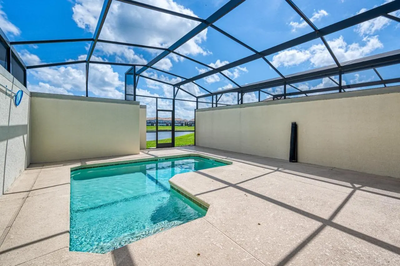 Townhome Private Pool Near