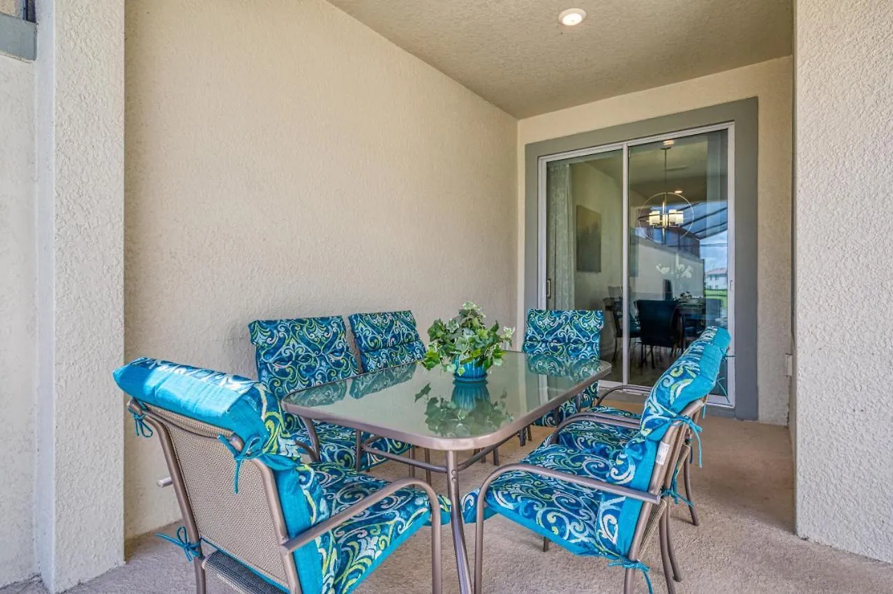 Townhome Private Pool Near Kissimmee