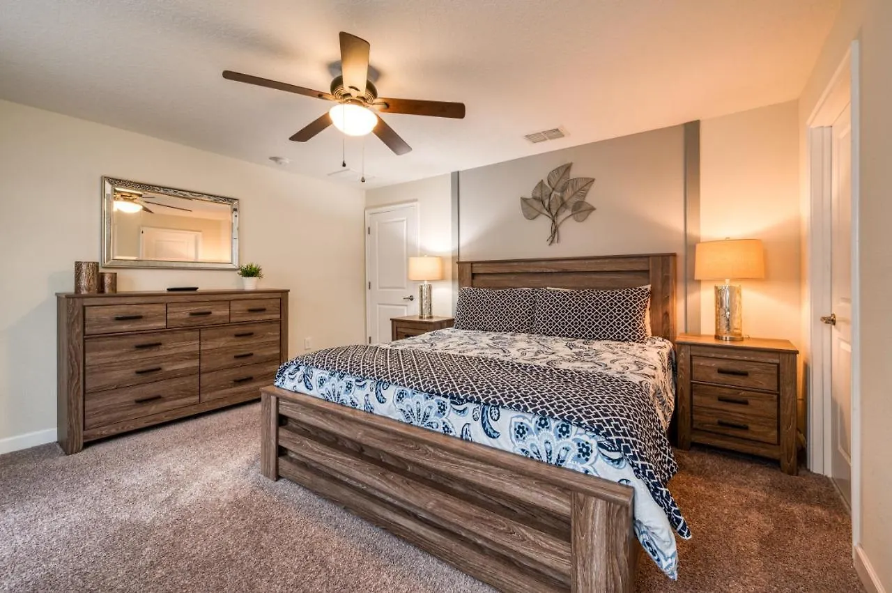 Holiday home Townhome Private Pool Near