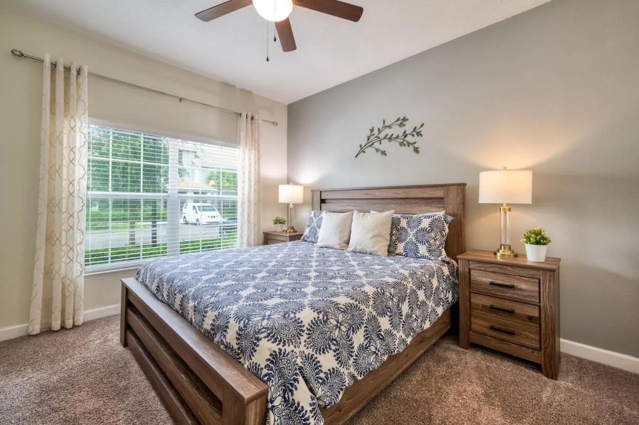 Townhome Private Pool Near Kissimmee