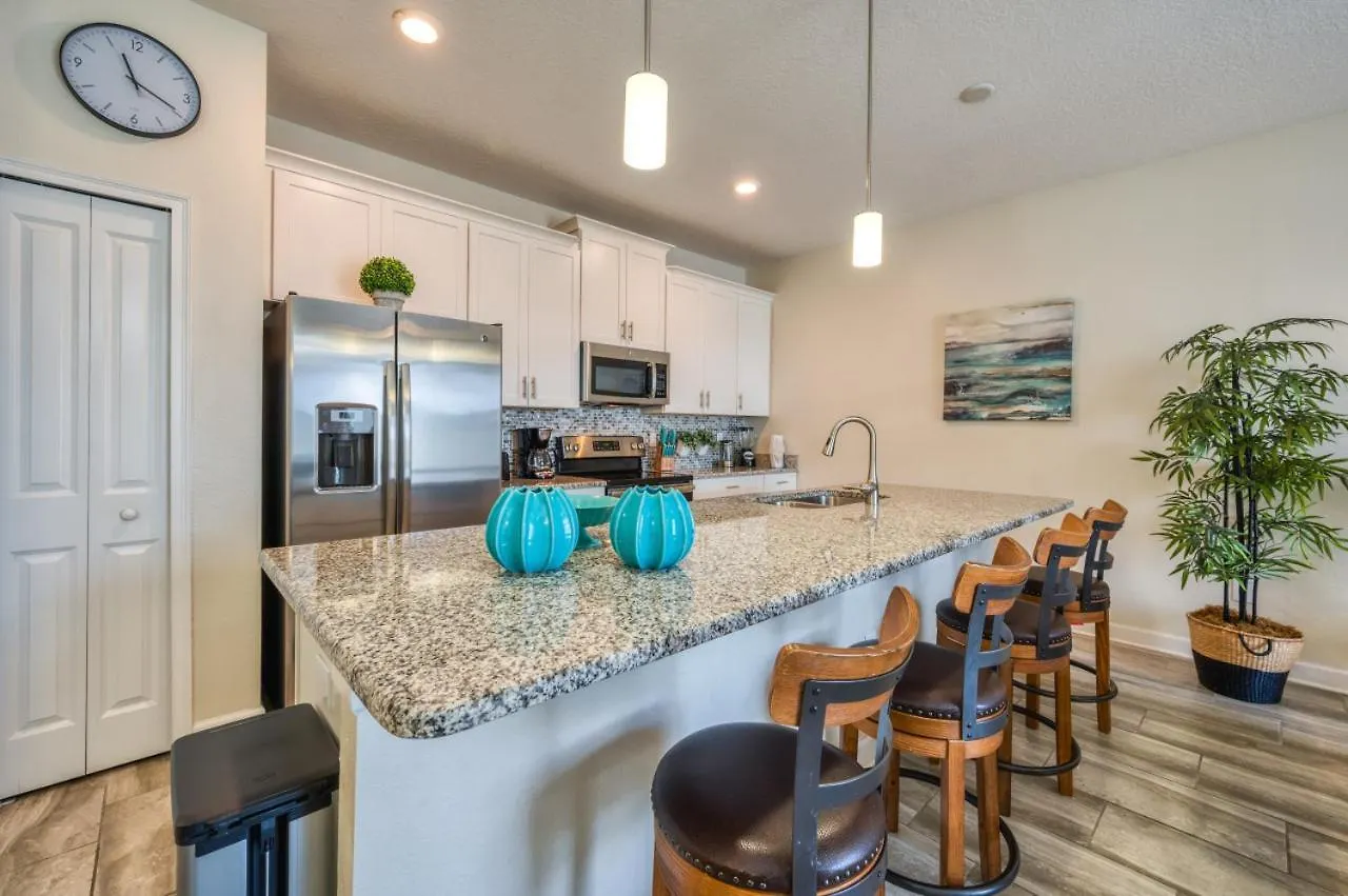 Holiday home Townhome Private Pool Near