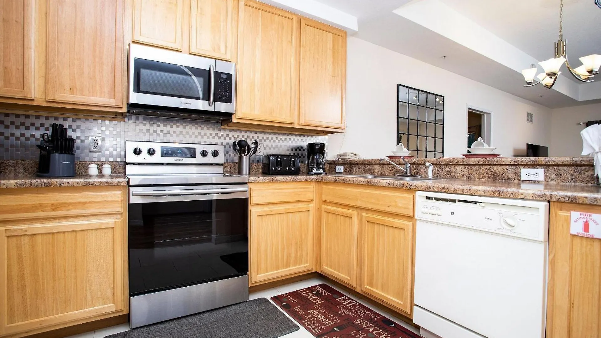 Modern 3br Near W/ Perks