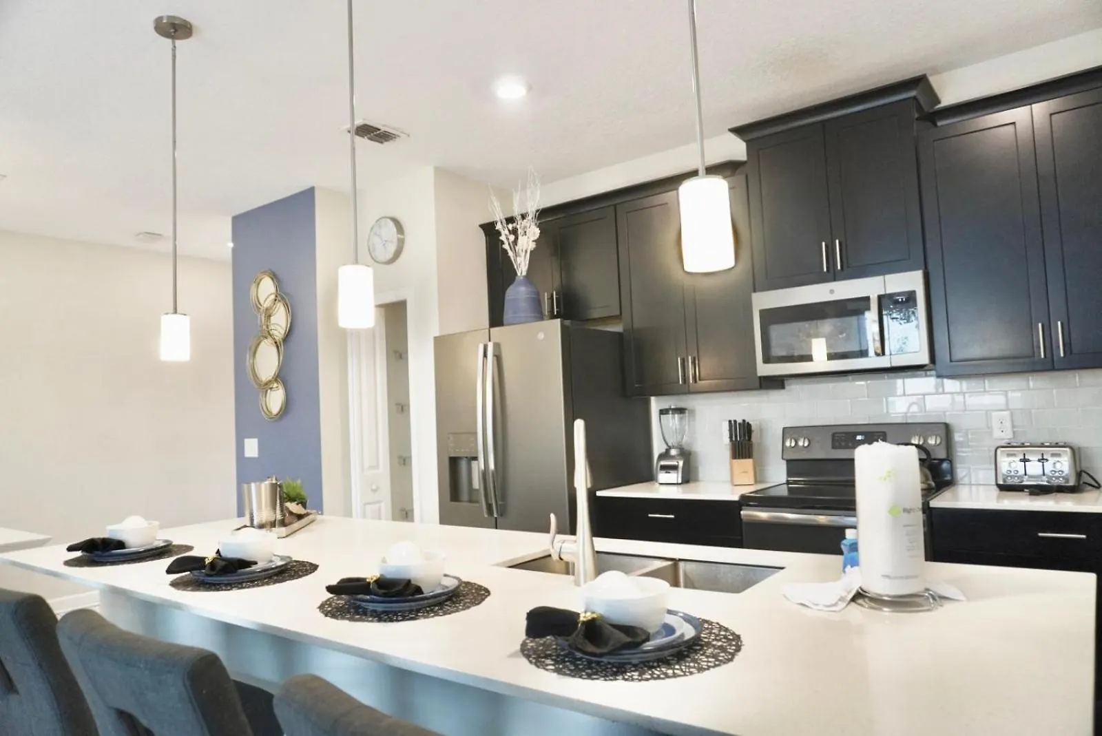 Spacious 4br Townhome Private Pool & Access 114 * קיסימי