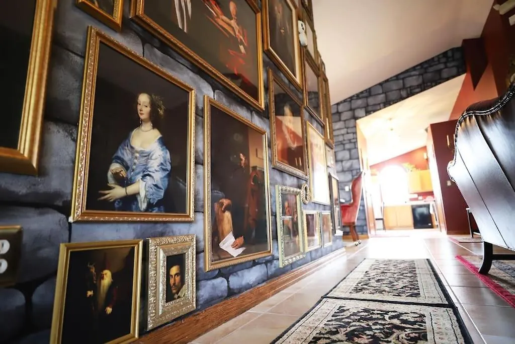 Magical 5-bedroom Near Universal's Wizarding World *