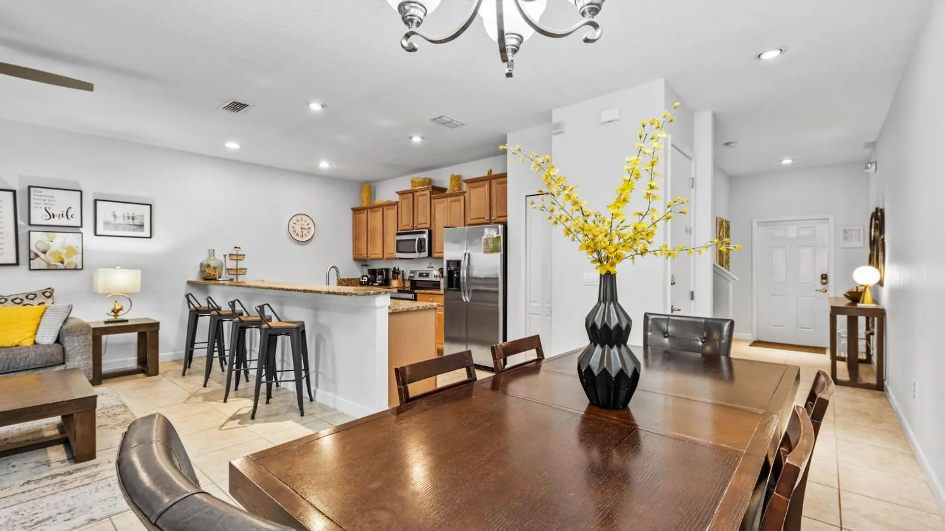 Wonderful 4 Bed Family With Private Pool *