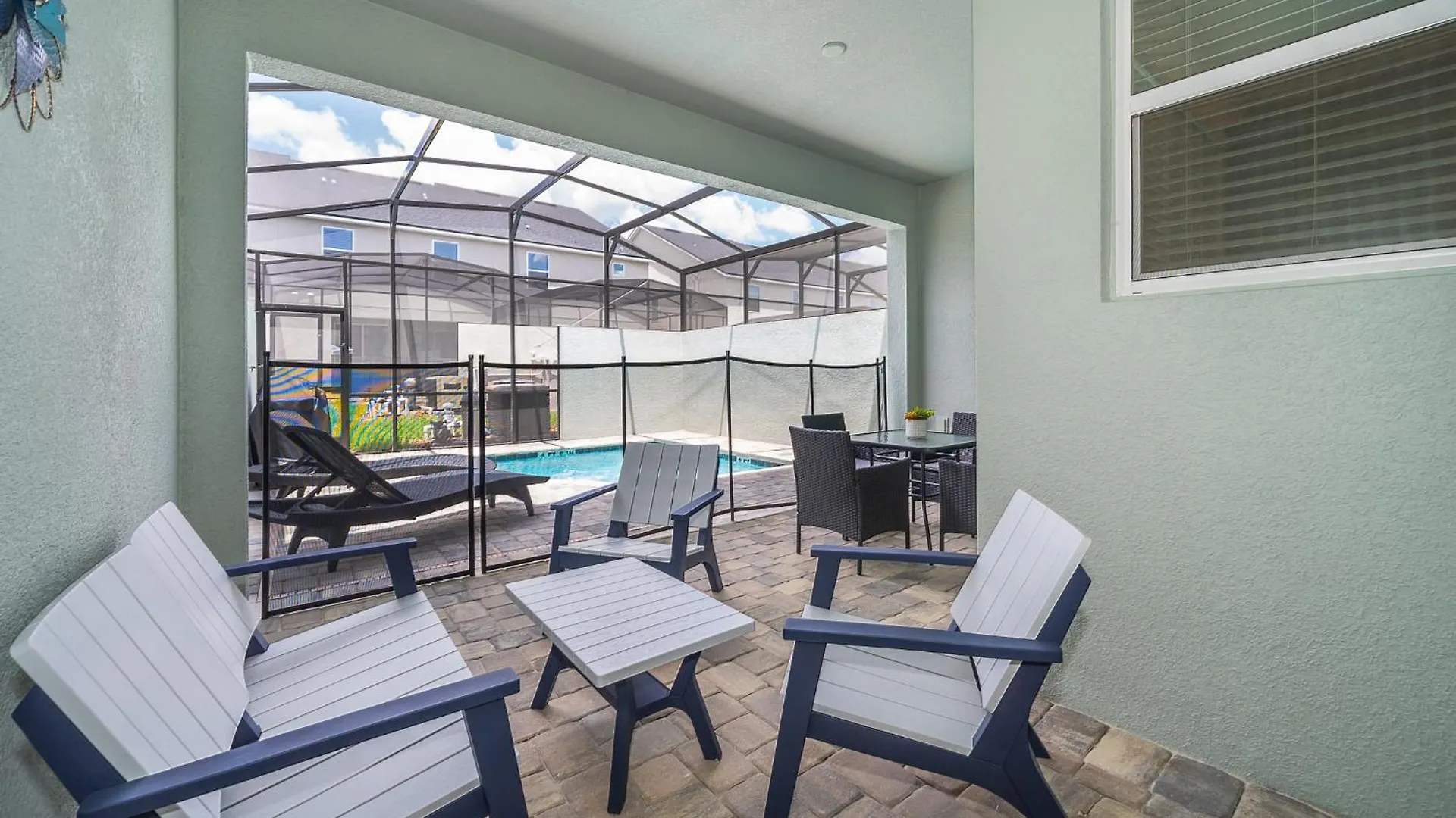 Luxury 18 Minutes Away From Disney! *