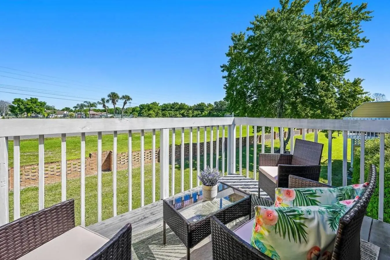 Sw40 - 3 Bedroom Tropical Oasis Near Attractions