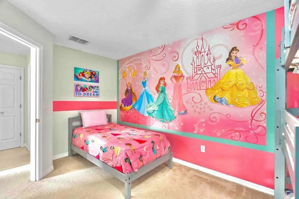 Super Vivid - Colors With Pool & Views Kissimmee