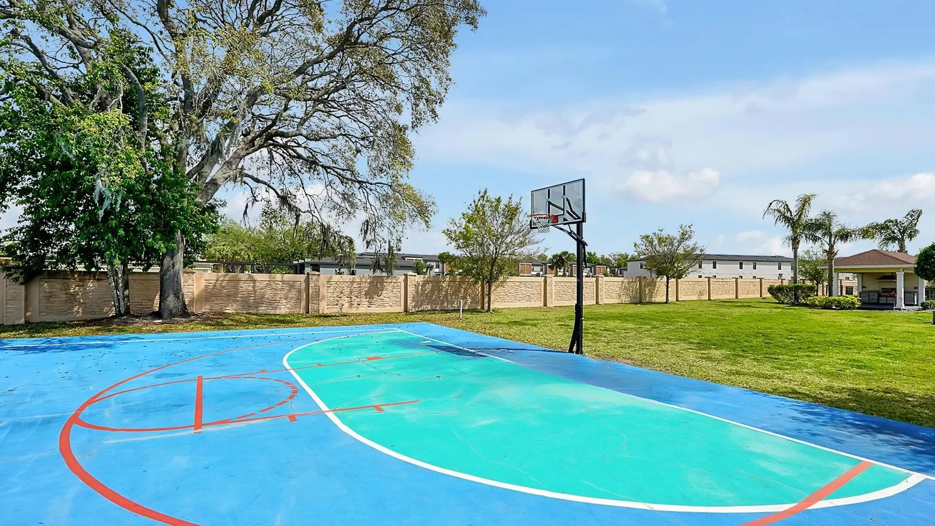בית נופש Charming Oasis With King Bed Close To 4br