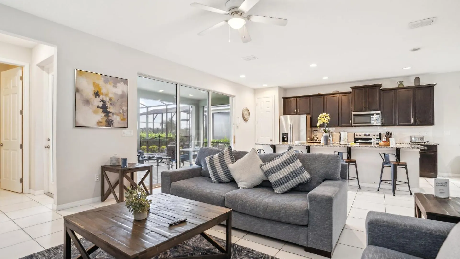Harry Potter - 4bd Sleep 10 Pool, And E-bbq! Solara Villa