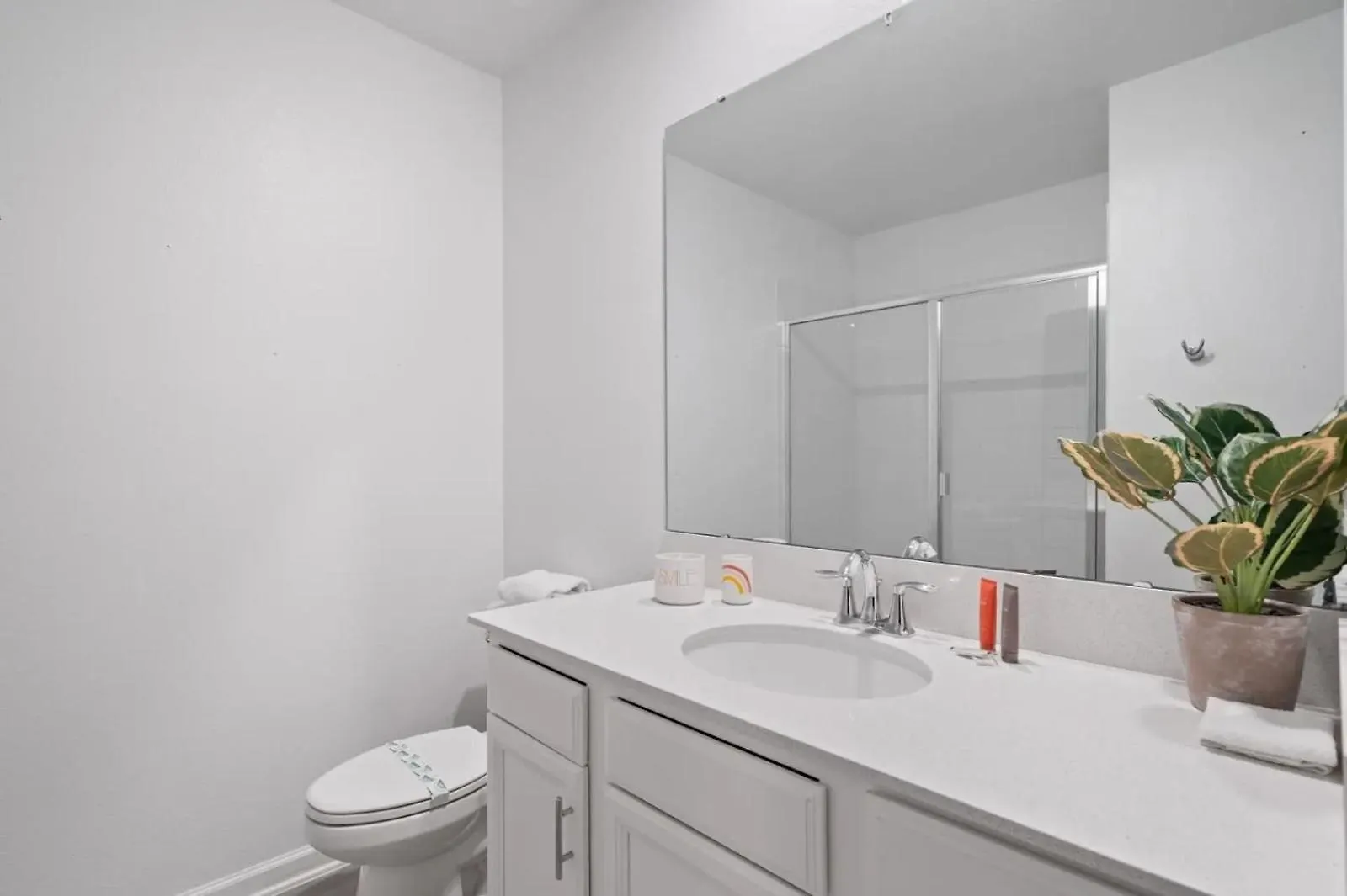 Spacious 2br | Game & Amenities