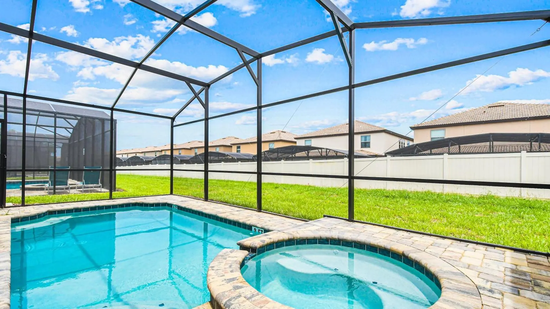 Luxury Retreat: Pool, Water Park, Near Feriehus Kissimmee
