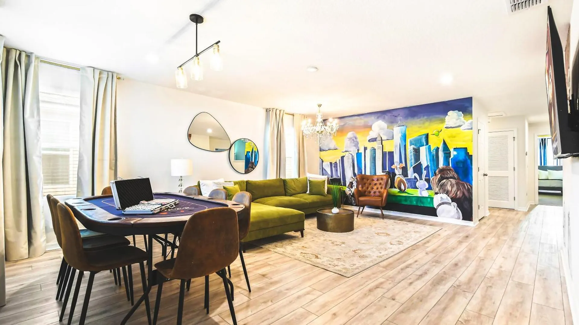 Luxury Retreat: Pool, Water Park, Near Kissimmee