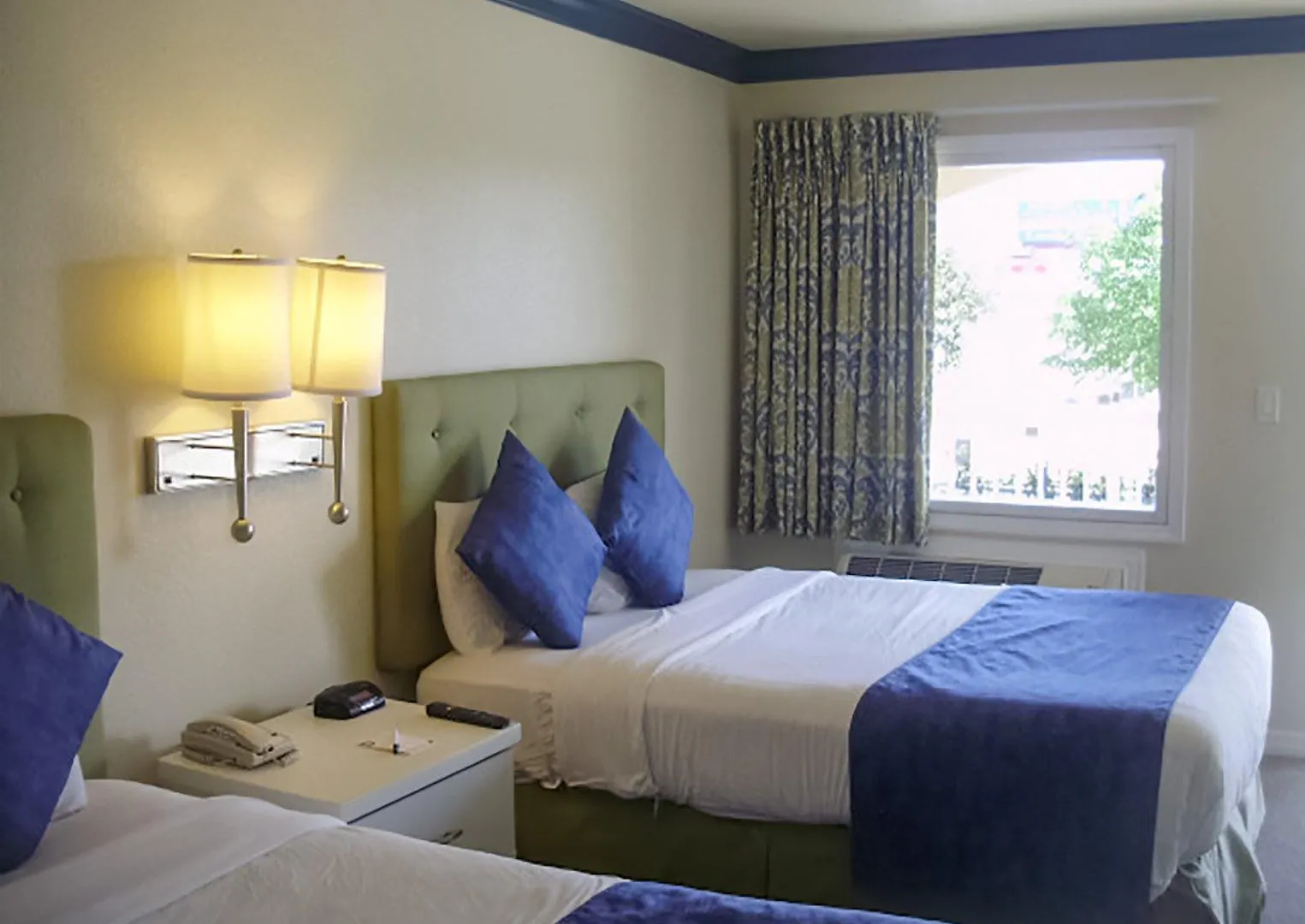 Quality Clermont West Hotel