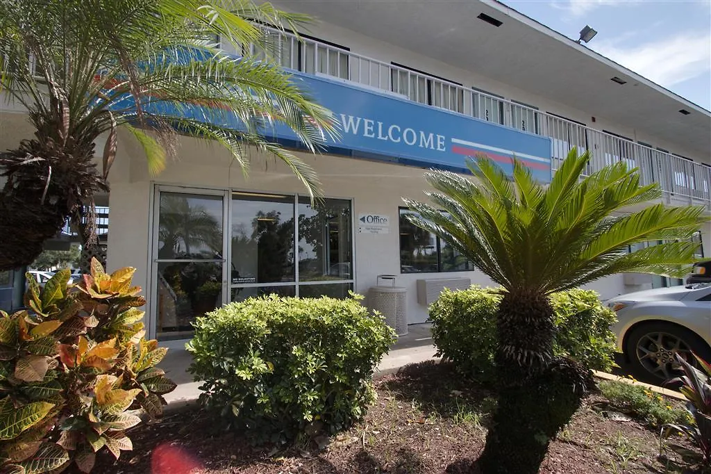 Rodeway Kissimmee Maingate West - Free Theme Park Shuttle Penzion Four Corners