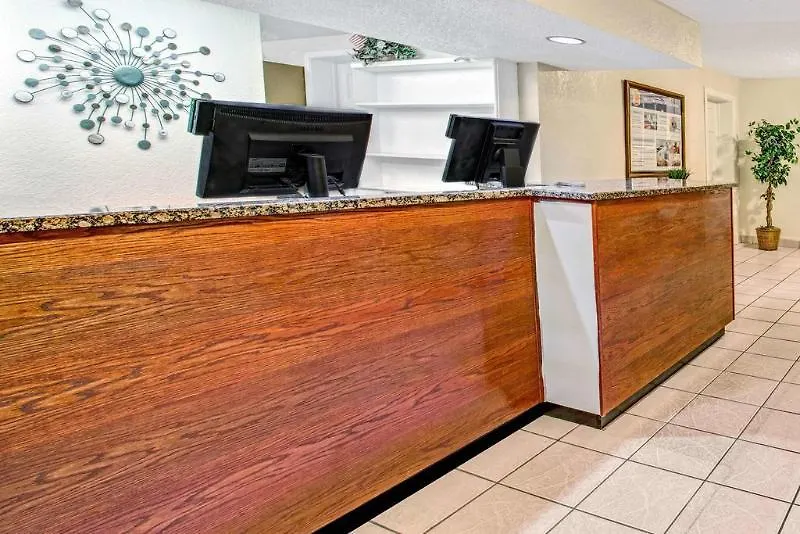 Super 8 By Wyndham Kissimmee/maingate/orlando Area Hotel 2*