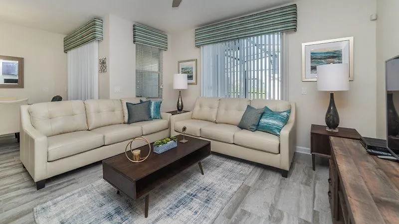 Stunning Storey 4 Bed 3 Bath Townhome With Splash Pool Casa vacanze Orlando
