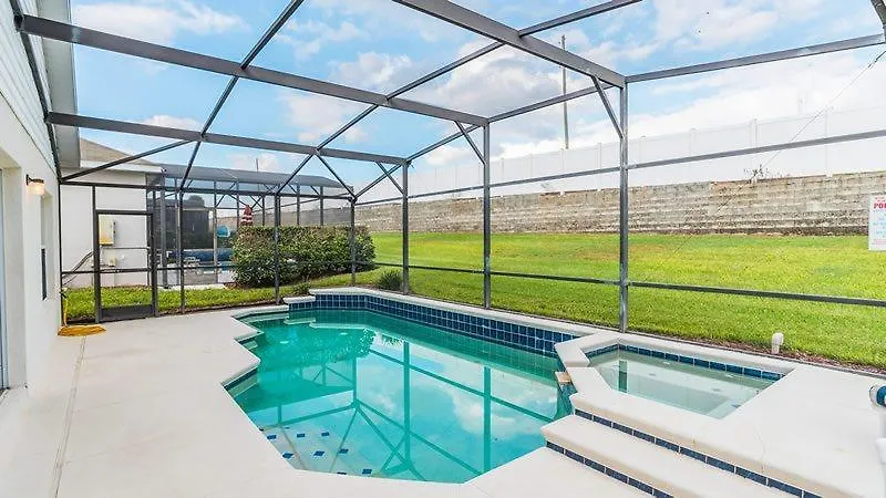 Luxurious 4 Bedroom 2 Bath Kissimmee Pool * אורלנדו