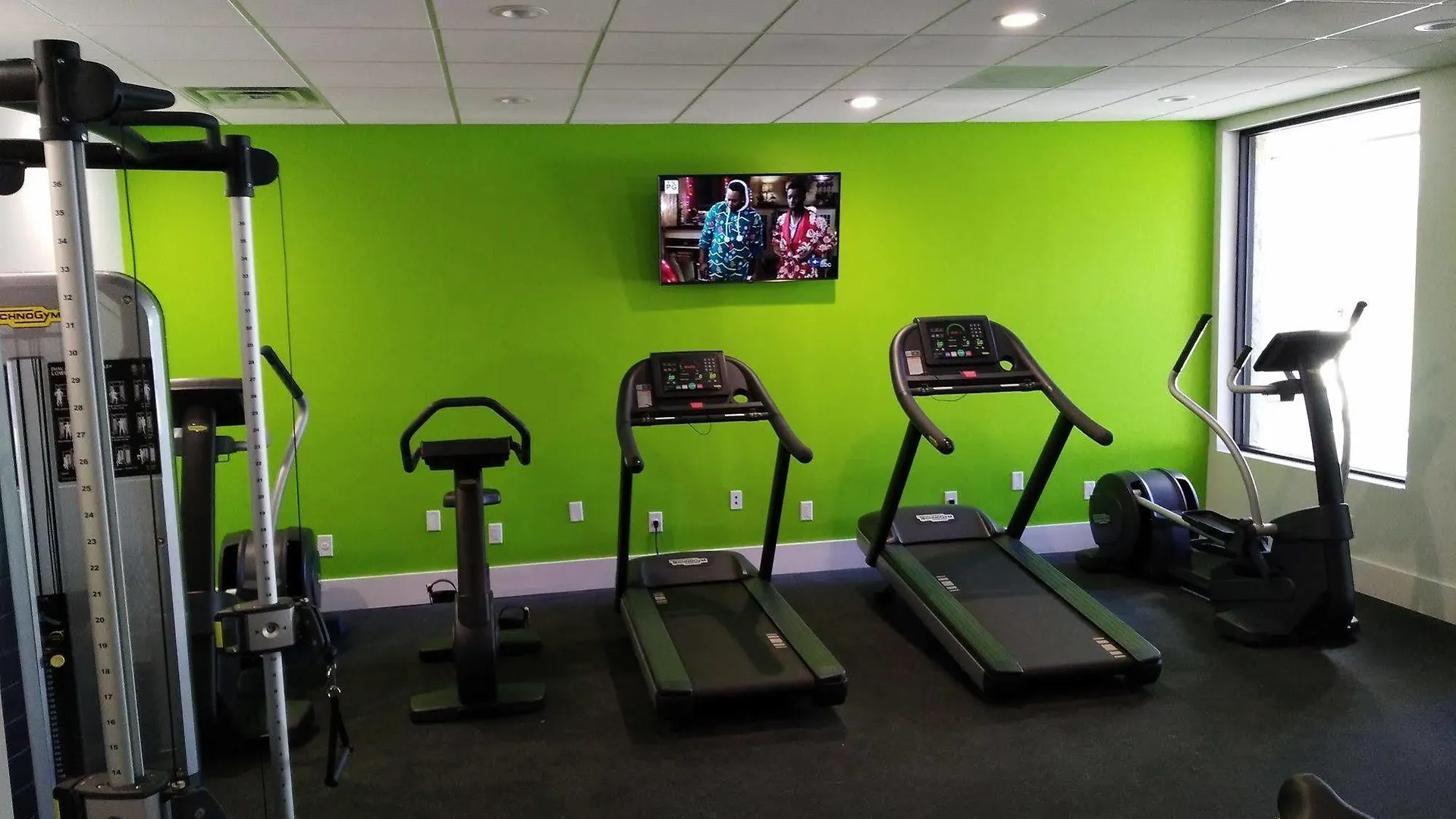 Greenpoint Hotel 3*