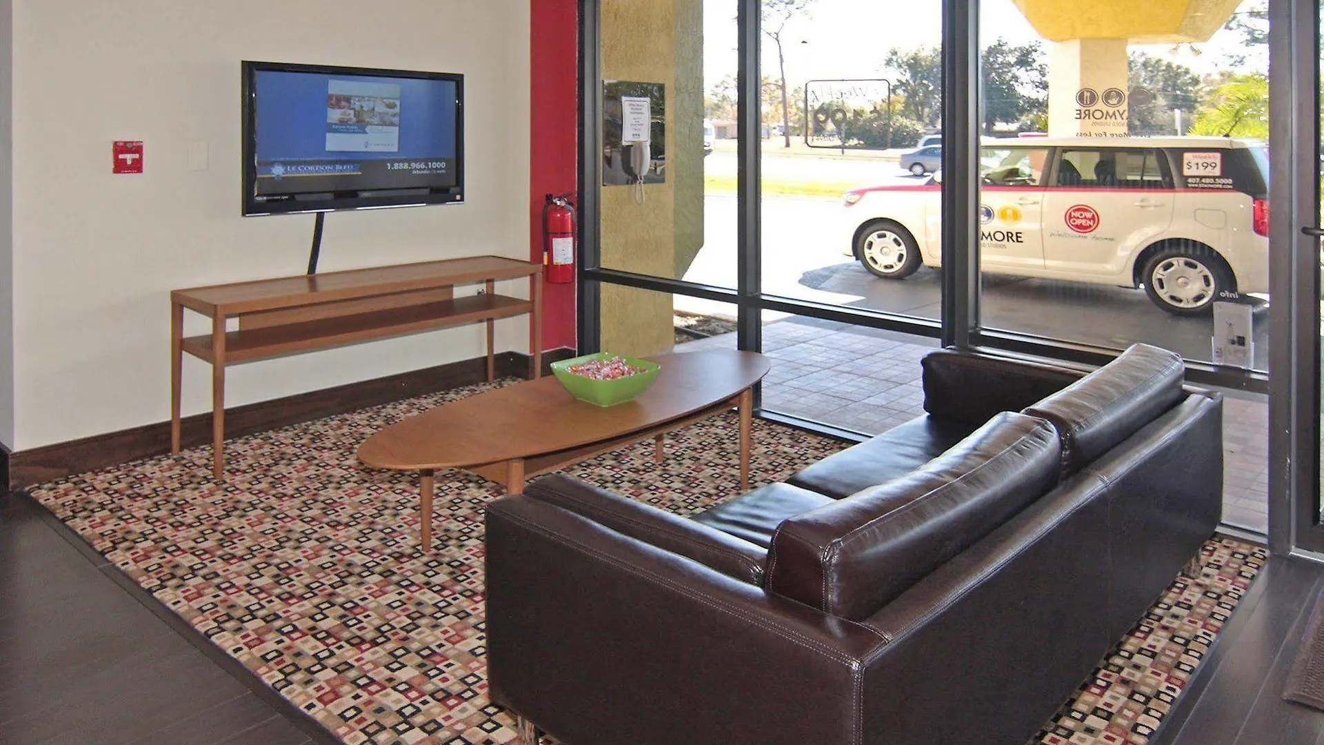Hotel Staymore 2*
