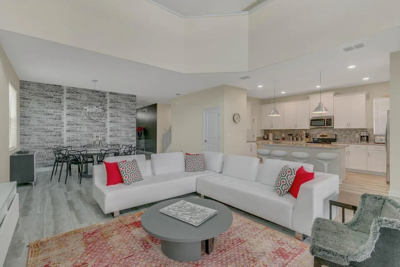 Storey - 5 Bedroom Pool Home- 1667st Vakantiehuis Kissimmee