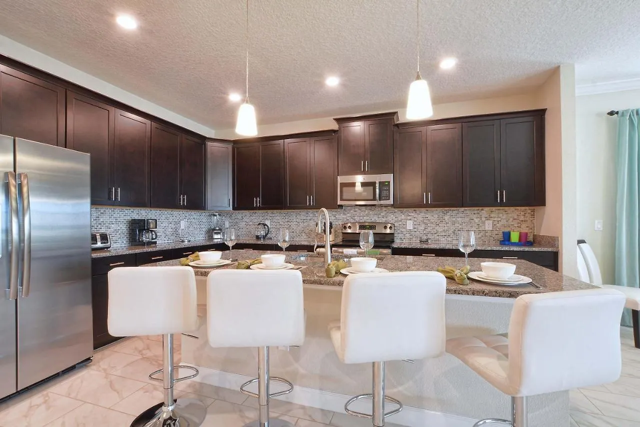 Villa Storey Lake-6 Bedroom Pool Home- 1652st Orlando