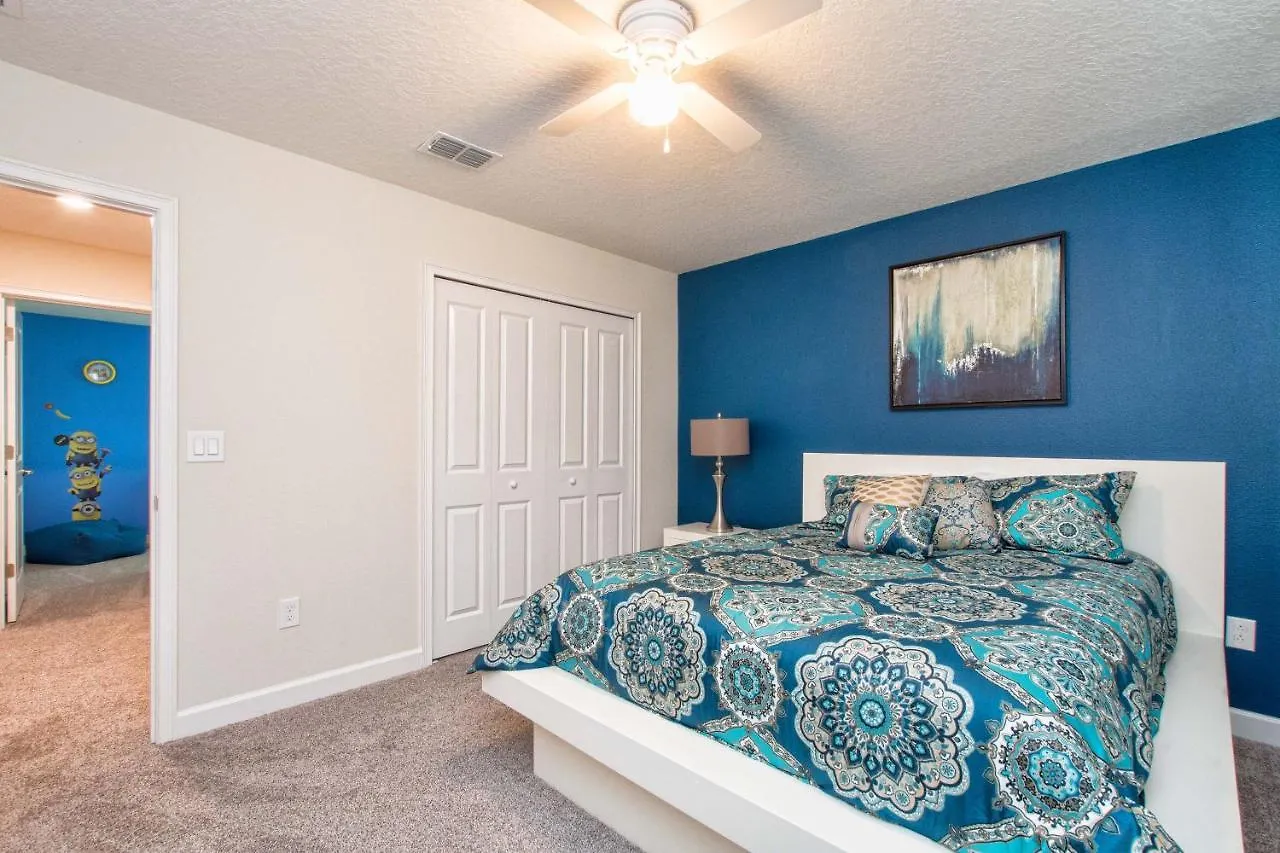 Storey Lake- 6 Bedroom Pool Home-1662st Semesterbostad