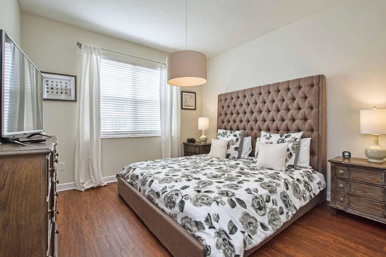 Storey Lake- 6 Bedroom Pool Home-1657st בית נופש אורלנדו