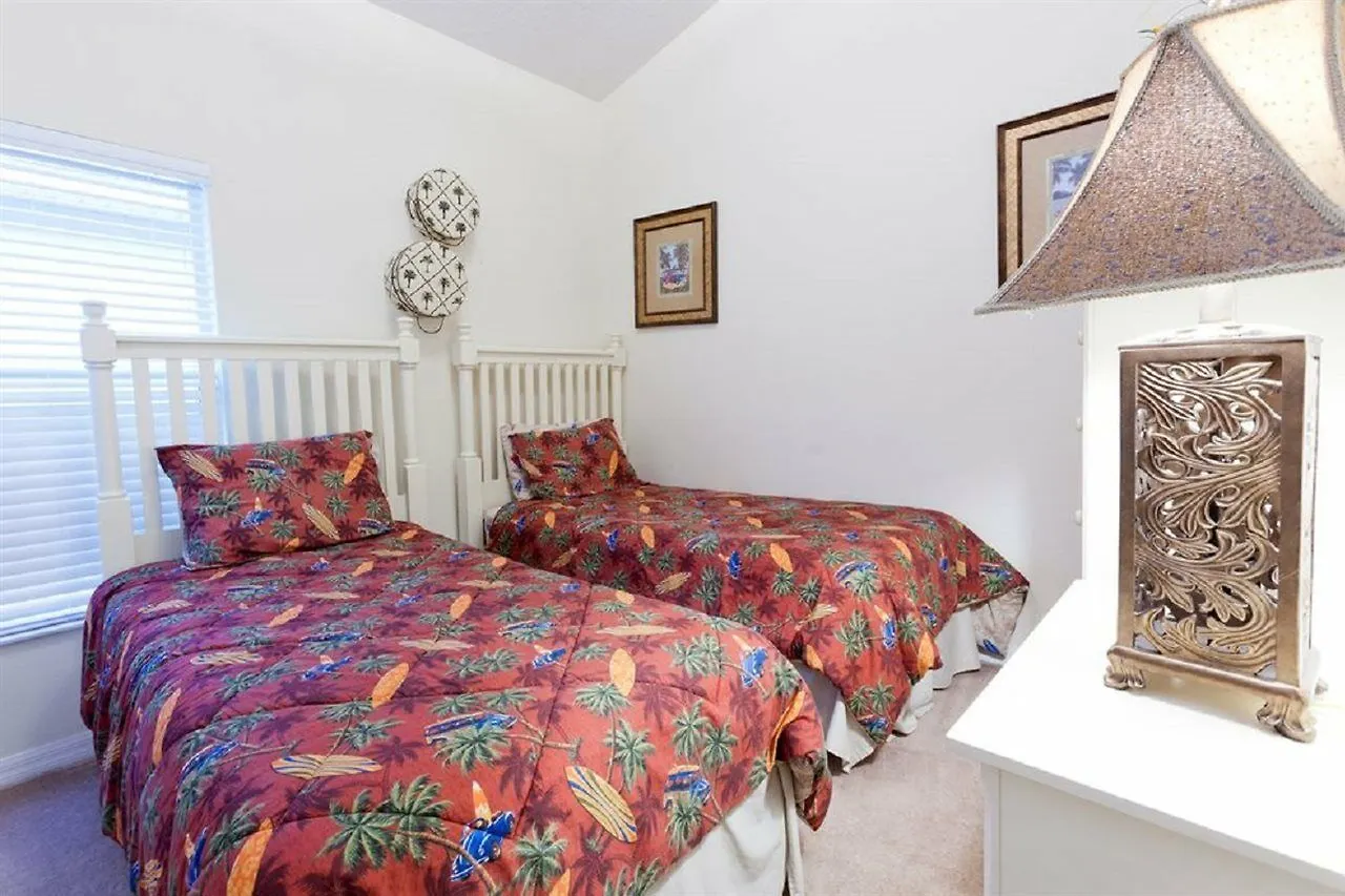 Villa Area Executive Homes *