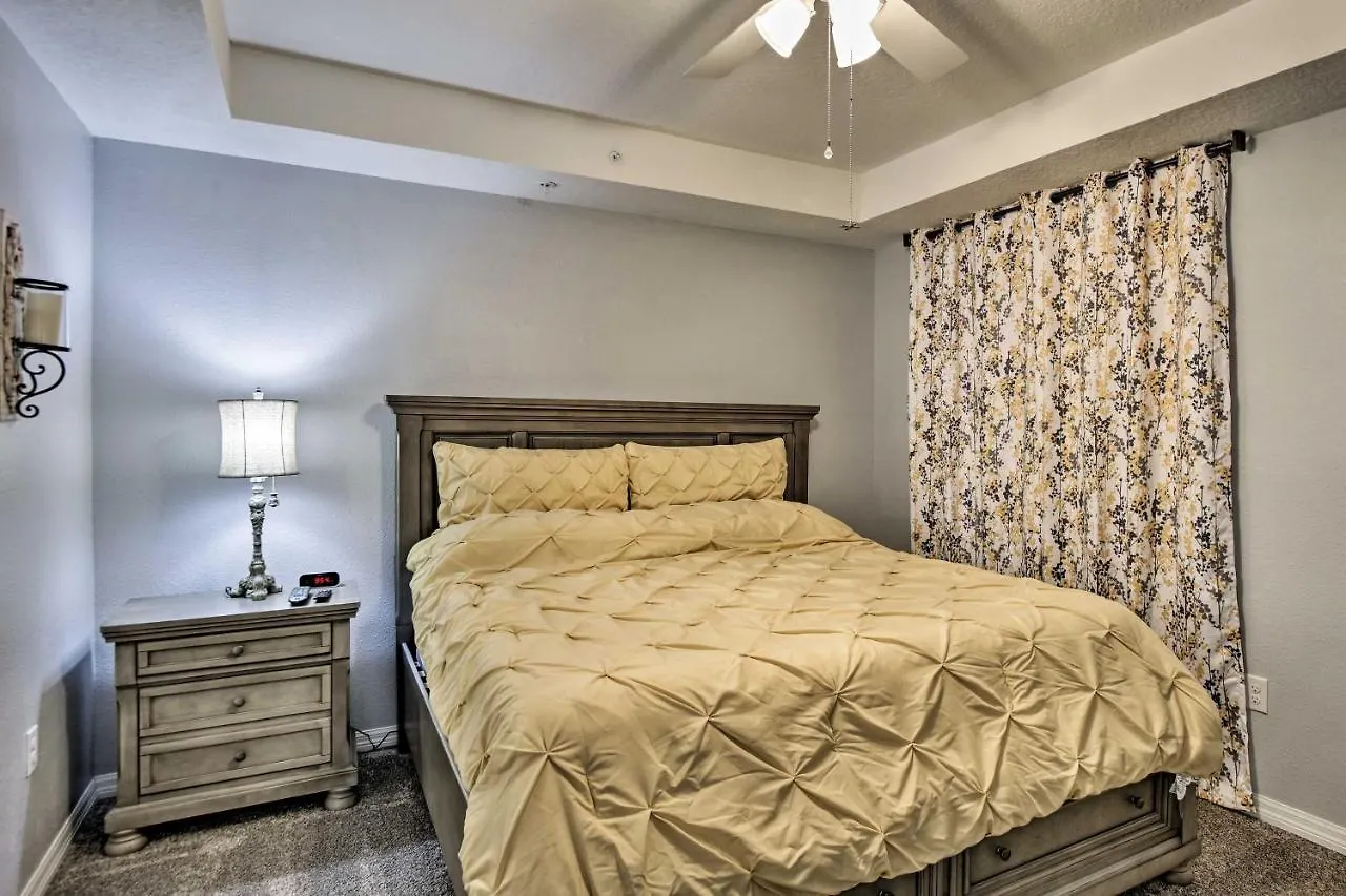 Lejlighed With Resort-style Amenities!
