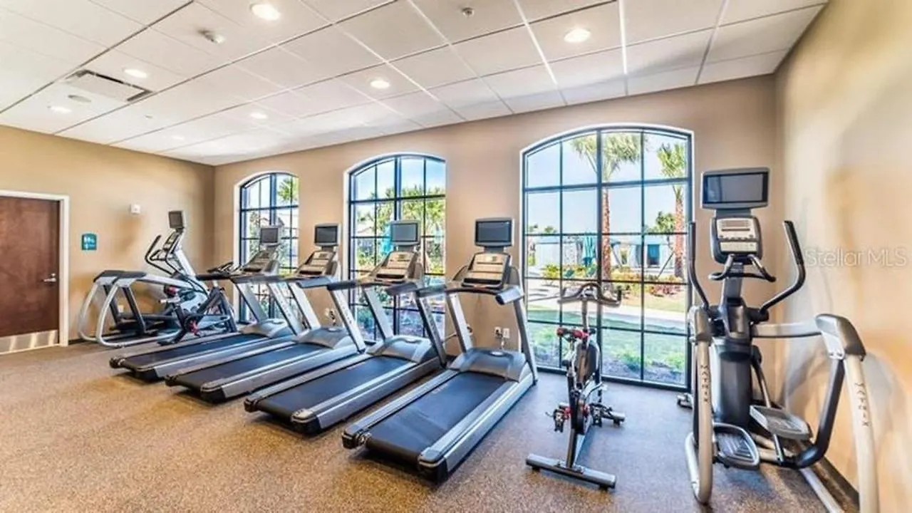 Simply Comfort - Fantastic 5bd House,private Pool,disney,orlando 度假居