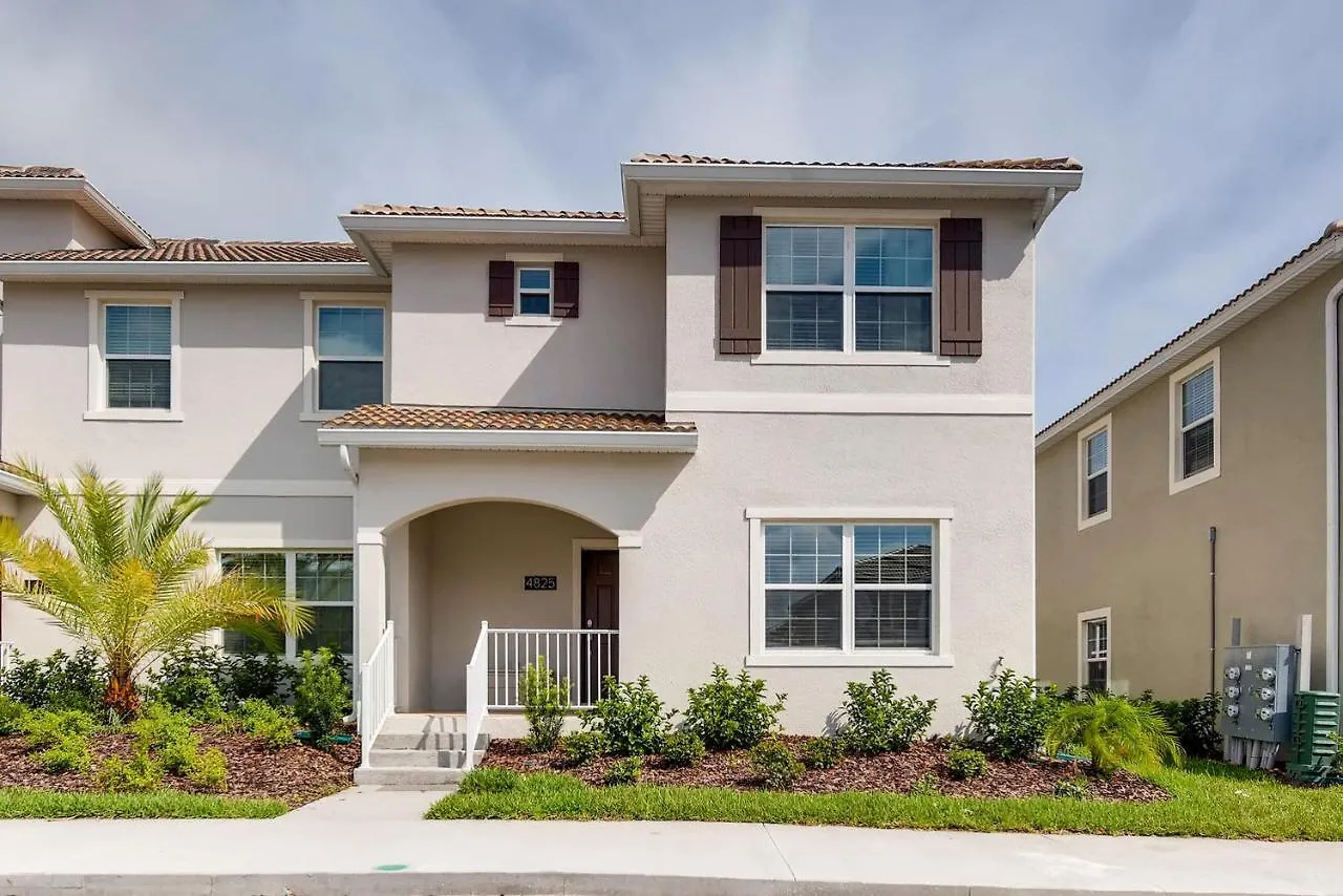 4825 Ml - Storey Apartment *