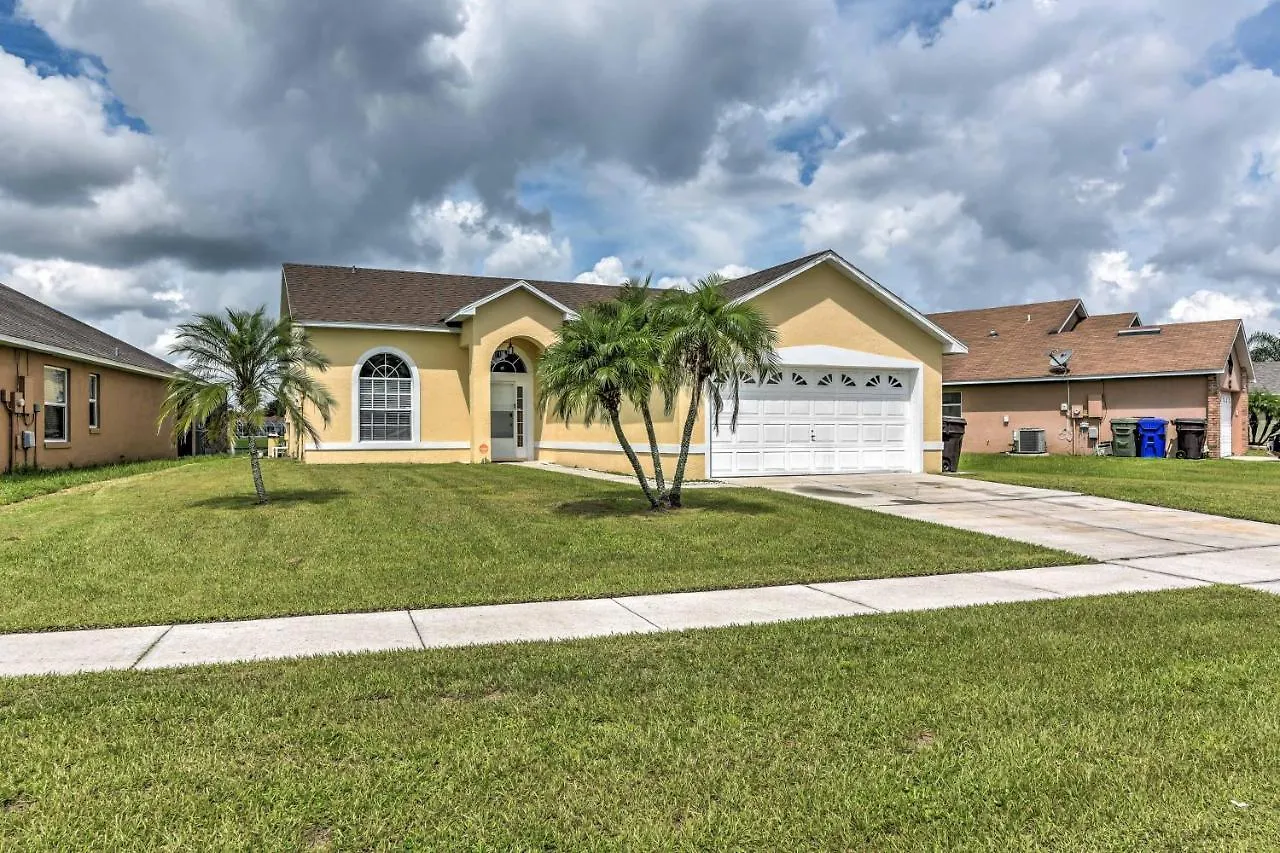 Sunny Retreat With Pool, Near Disney!