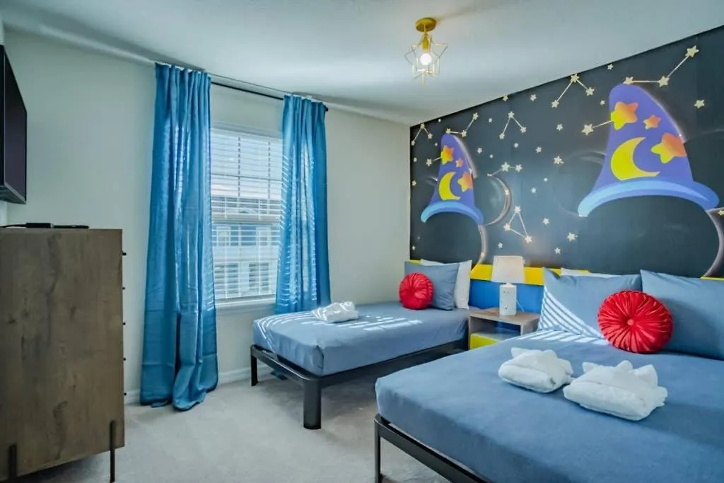 Contemporary 5Br Private Pool Townhome Near Disney Prázdninový dům *