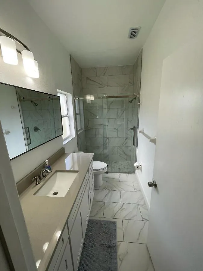Holiday home Family 10mi From Disney W/pool Kissimmee