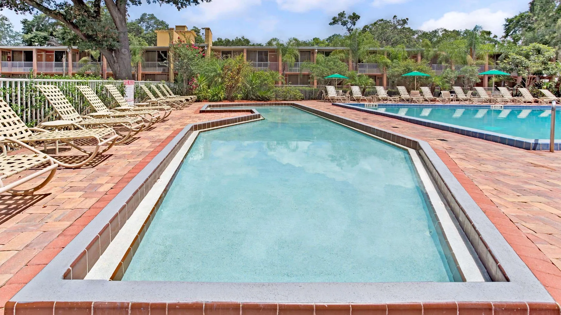 Howard Johnson By Wyndham Tropical Palms 2* Kissimmee