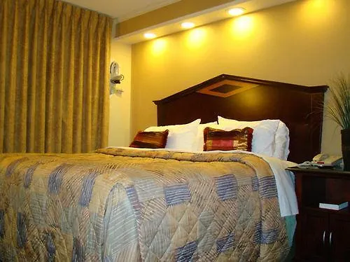 Destiny Palms Maingate West Hotell