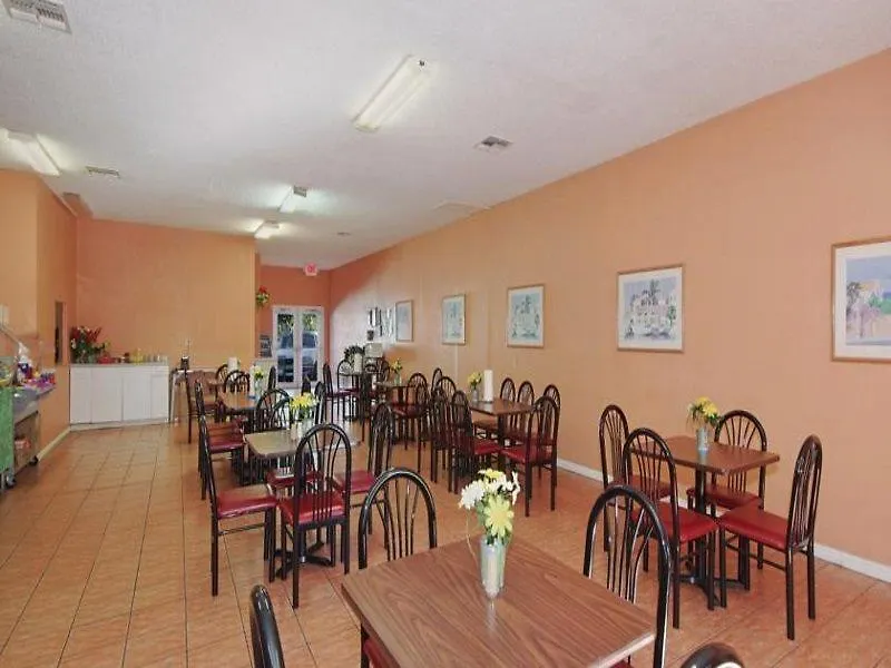 Hotel Howard Johnson By Wyndham Tropical Palms Kissimmee