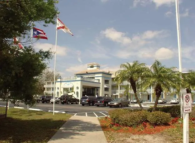 Howard Johnson By Wyndham Tropical Palms 2*