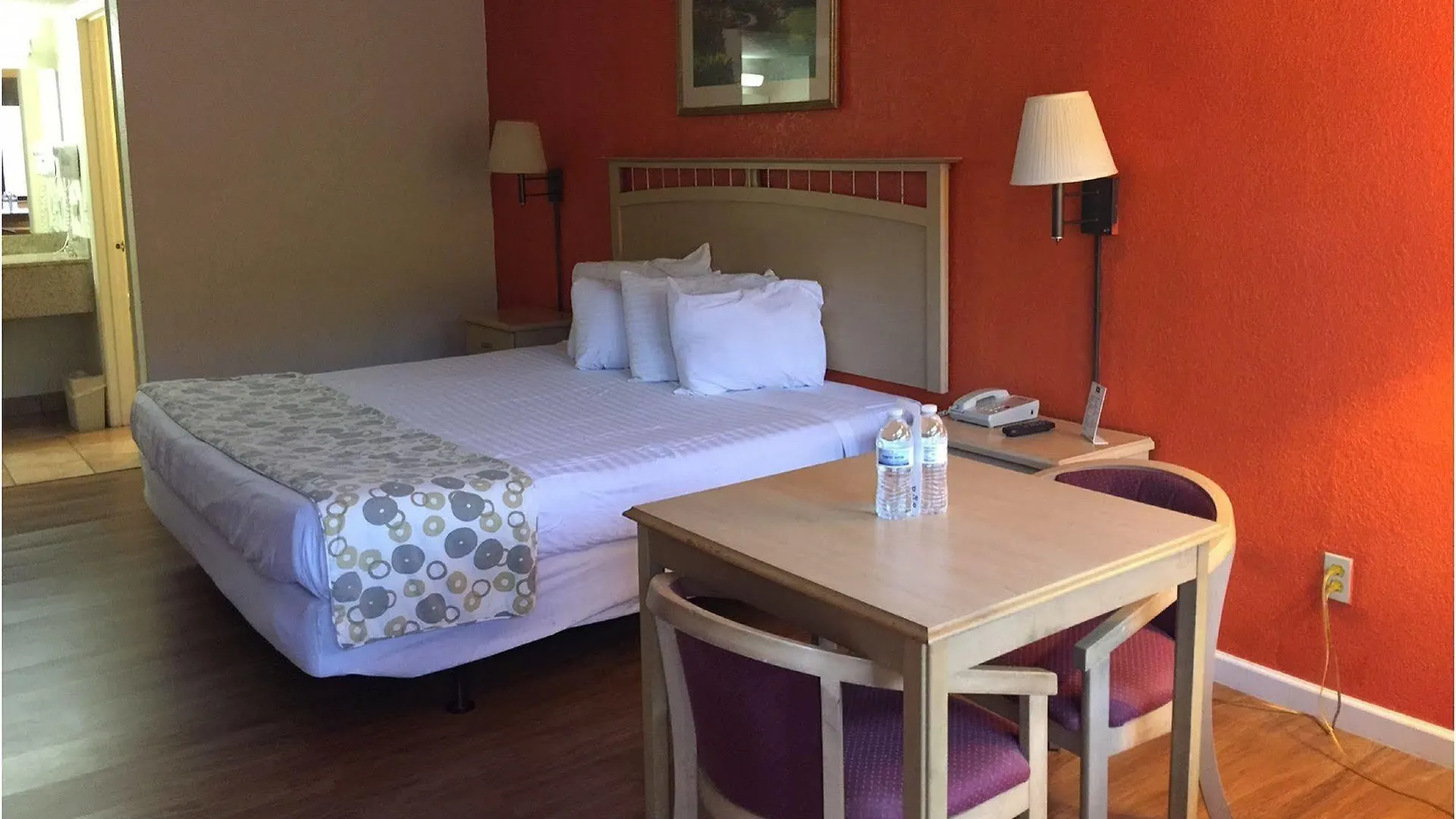 Country Hearth Inn-