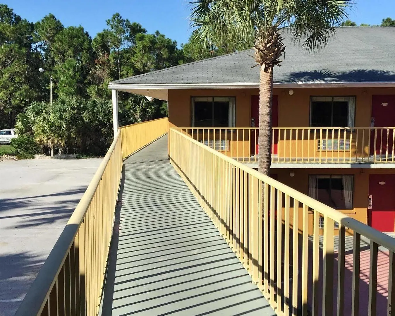 Country Hearth Inn-