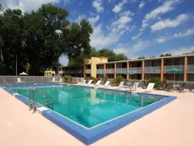 Howard Johnson By Wyndham Tropical Palms 2*