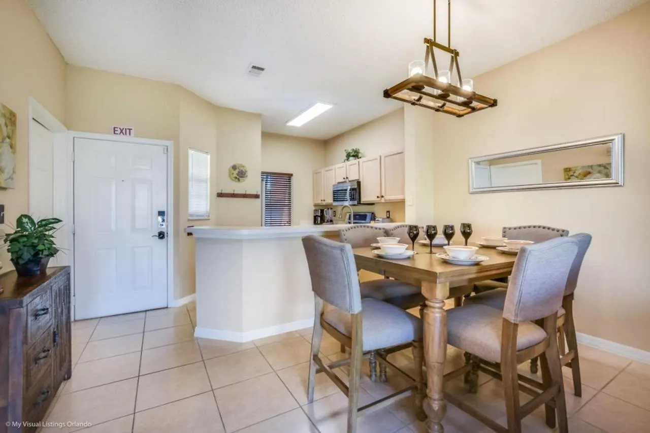 Apartment Emerald Island By Florida Star Vacations