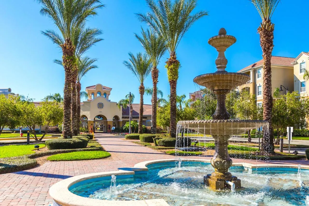 Stunning Vista Cay View Penthouse Loft Near Theme Parks And Walk To The Convention Center *