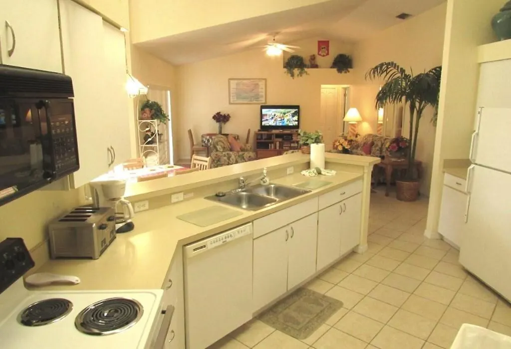 Ref 41 Stunning 4 Bed With Own Pool Close To * Four Corners