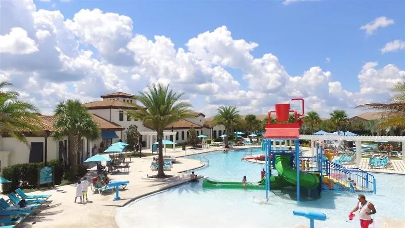 Amazing New Townhome 5 Bdr 4,5 Bath With Pvt Pool And Access To Clubhouse,15min From Holiday home Kissimmee
