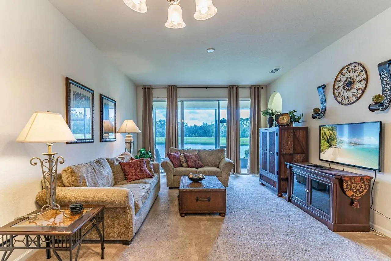 2633 Trafalgar Village * Kissimmee