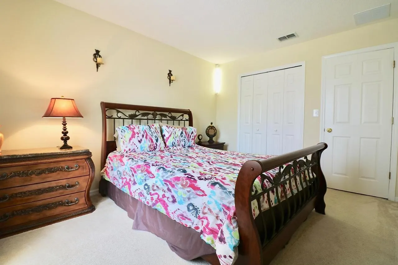 Perfect Large Gated W Pool Near Golf Course Villa